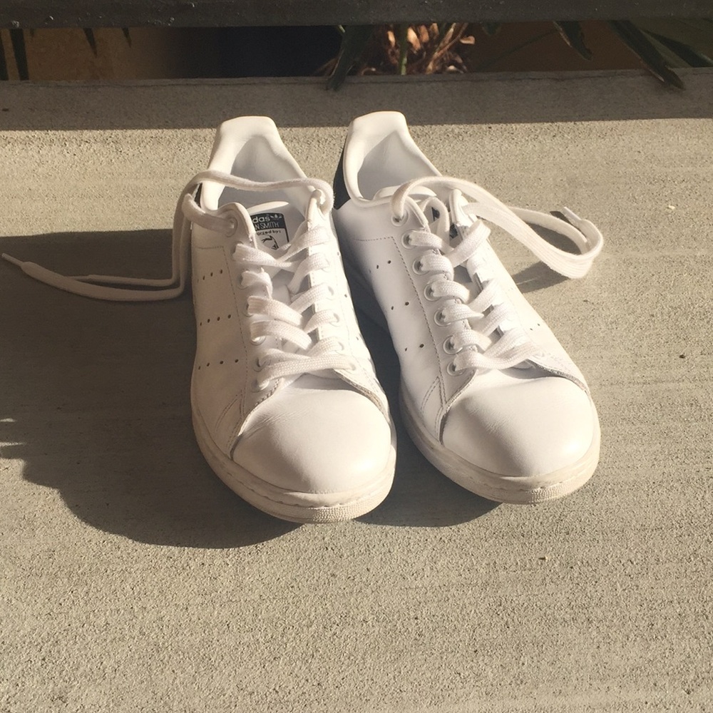 Adidas Stan Smith Black and white